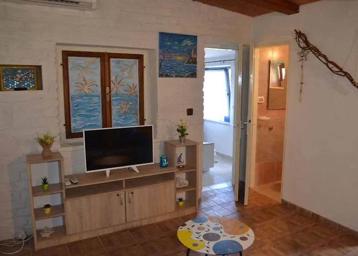 Apartment Retro In Nature